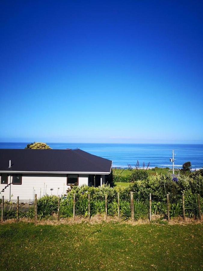 Seaview Cottage Mokau Экстерьер фото